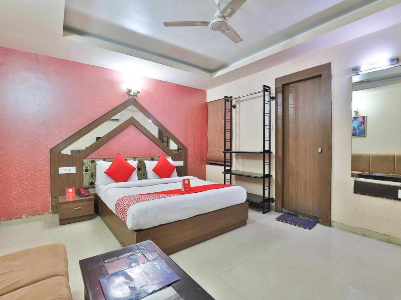 Oyo 4161 Hotel Shailly Inn Ahmedabad Exterior foto